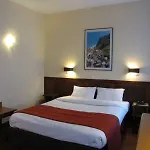 Hotel Des Comédies