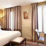 Hotel Des Comédies 3*