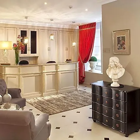 Des Comédies 3* Parigi