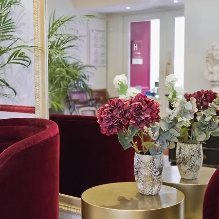 Des Comédies Hotel 4*