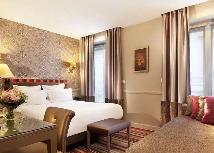 Des Comedies Hotell 3*