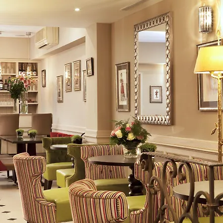 Des Comedies Hotell